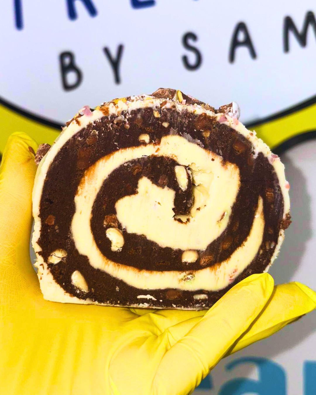 Milkybar mini egg brownie log