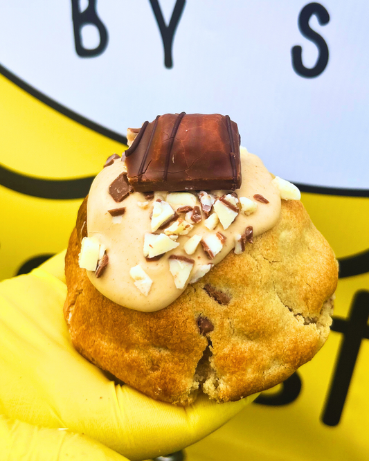 Kinder bueno stuffed cookie