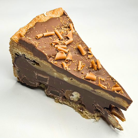 Rolo and Twix Cookie Pie