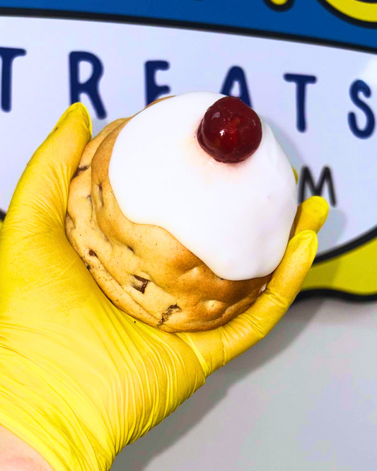 Cherry Bakewell stuffed cookie