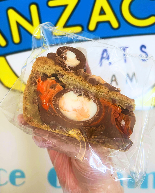 Creme-egg Cookie Pie